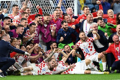 Slobodna Dalmacija Vatreni Su Sru Ili Super Ra Unalo Sad Su Na Redu