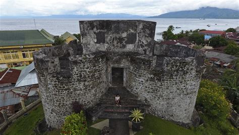 Profil Provinsi Maluku Utara Sejarah Letak Geografis Dan Peta