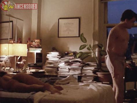 Naked Suzen Murakoshi In Wall Street