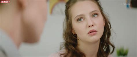 Six Empty Seats Nude Pics Page