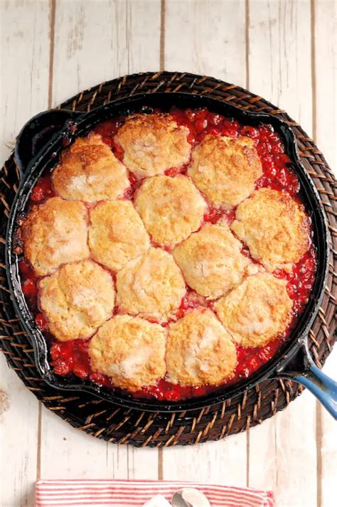 Sour Cherry Cobbler Baking Sense®