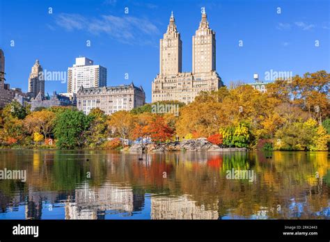 Central Park During Autumn In New York City Stock Photo Alamy