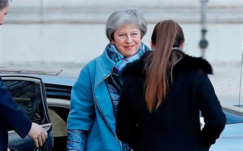 Brexit Latest News Theresa Mays Plan B In Chaos Amid Open Revolt From