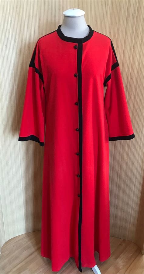 S Vanity Fair Cherry Red Velour Robe Gem