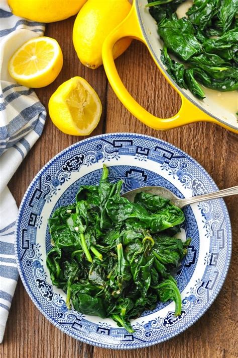 Sauteed Spinach With Garlic The Seasoned Mom