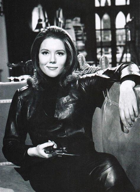 Diana Rigg As Mrs Emma Peel From The Uk Tv Series The Avengers 1966 R Oldschoolcelebs