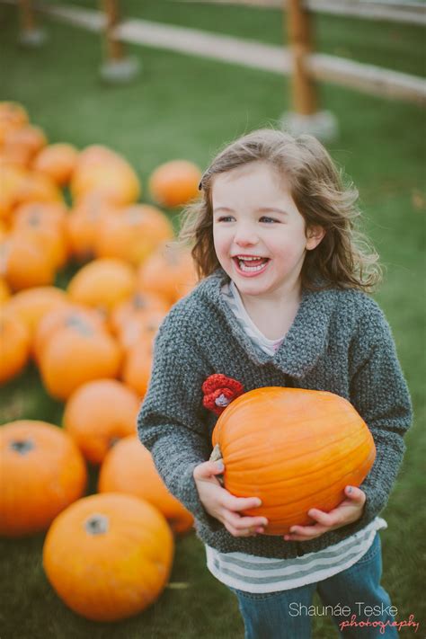 Shaunae Teske Photography Portrait Session Fun In The Pumpkin Patch