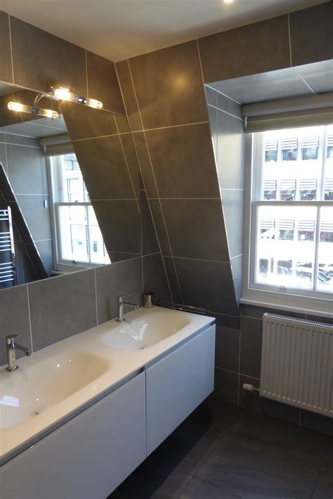 Reconstruction of Mews House with new Basement and new Mansard Roof | P