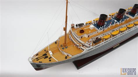 SS Queen Bermuda Model Ship - Etsy