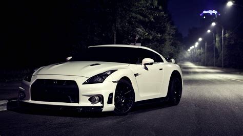 Nissan Skyline R35 Wallpaper