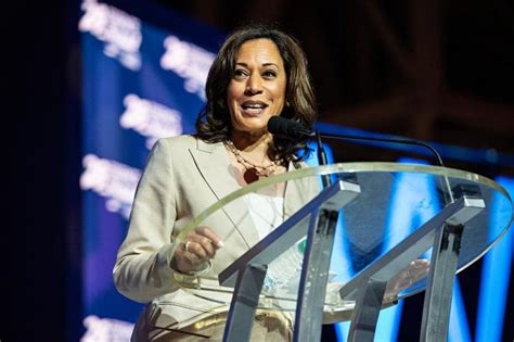 Kamala Harris Unveils 100b Plan For Black Homeownership