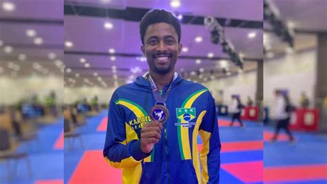 Diego Moraes conquista medalha de prata no Pan Americano de Karatê