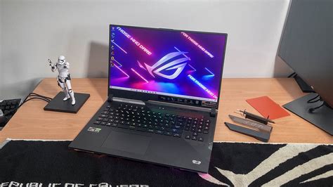 Asus ROG Strix Scar 17 (2021) Review: Pushing The Limit, 40% OFF