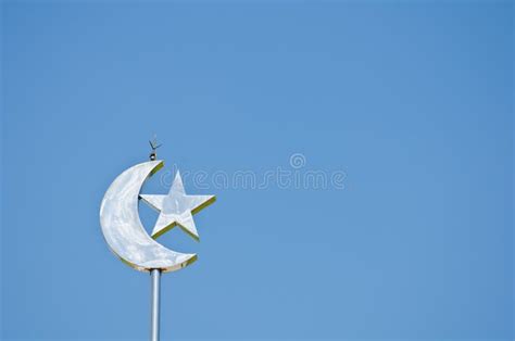 Symbol of Islam stock image. Image of dark, design, reflection - 20754481