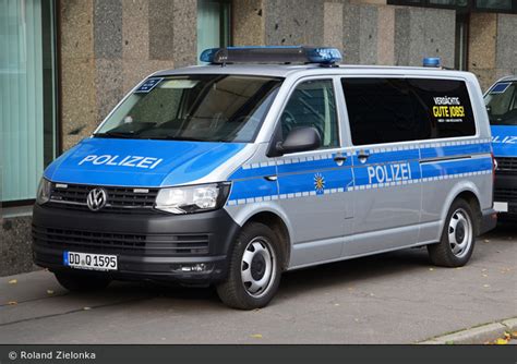 Einsatzfahrzeug Dd Q Vw T Motion Hgrukw Bos Fahrzeuge