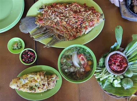 Tempat Kuliner Legend Di Tasikmalaya Berbagai Menu Masakan Khas