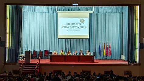 Asistimos al acto de Graduación de la XI Promoción del Grado en Óptica