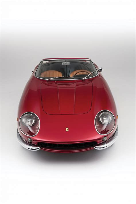 Ferrari 275 GTS/4 NART Spider