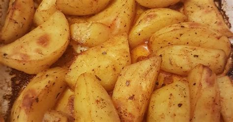 Картошка по-деревенски в духовке рецепт с фото пошаговый от Нарие ...