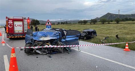 Burdurda katliam gibi kaza Çok sayıda ölü ve yaralı var Haber365