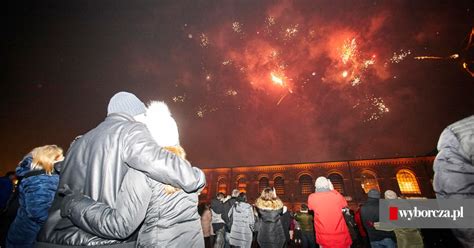 Pierwszy taki sylwester w Łodzi i w Europie 300 dronów nad Manufakturą