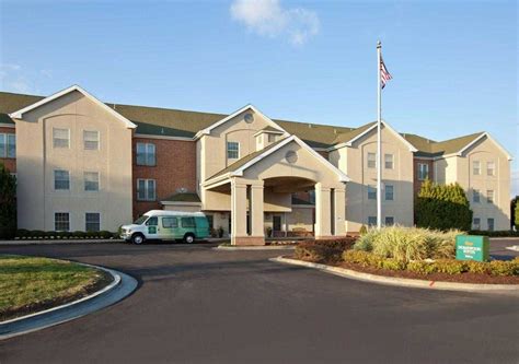 Hotels In Kansas City With Pool | Book from 39 Stay Options @Best Price