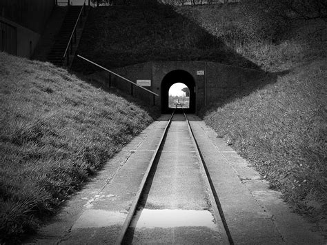 Kostenlose foto Licht Schwarz und weiß Spur Straße Weiß Nacht