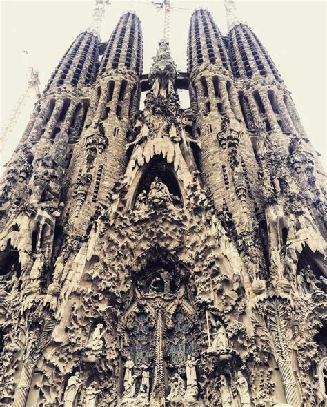 Sagrada Familia La Bas Lica A La Que Antoni Gaud Le Dedic M S De