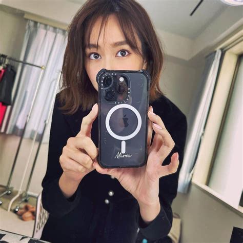 桐谷美玲さんのインスタグラム写真 桐谷美玲instagram「鏡越しってどこ見たらいいの🤷‍♀️ Casetify」11月22日