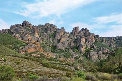 Pinnacles National Park | Rock Formations, Hiking, Wildlife | Britannica