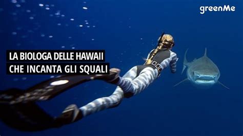 La Biologa Delle Hawaii Incanta Gli Squali Video Dailymotion