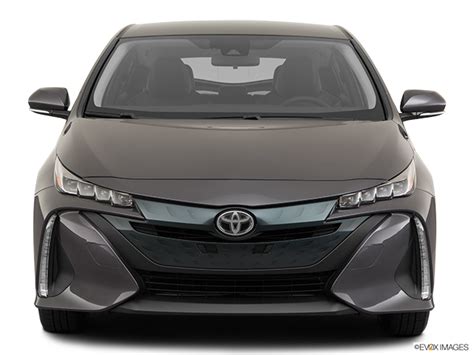 2020 Toyota Prius Prime Price Review Photos And Specs Canada Drivingca