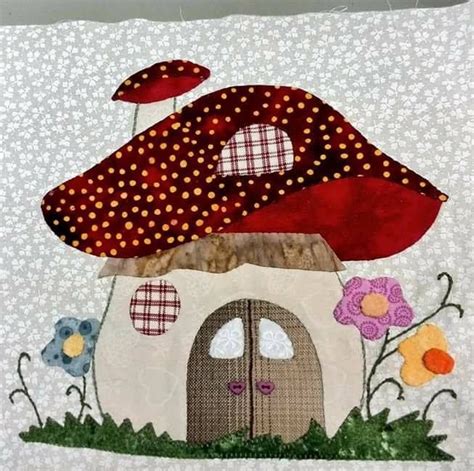 Pin On Quilt Patchwork Applique Applique Wall Hanging Applique