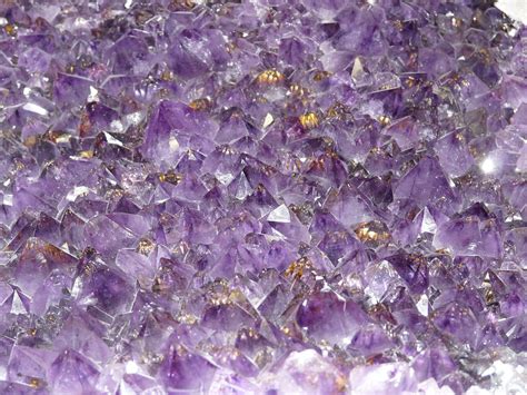 photo amethyst gem valuable violet  image  pixabay