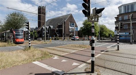 Zoetermeers Dagblad Werkzaamheden Op Kruising Loosduinsekade