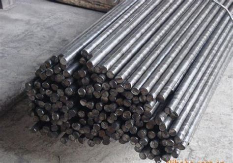 Silver High Carbon Chromium Steel Rod Strong Strength For Industry At