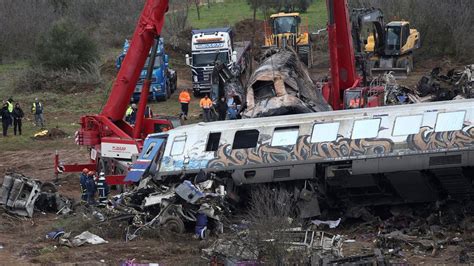 Zugunglück in Griechenland Diensthabender Bahnvorsteher war unerfahren