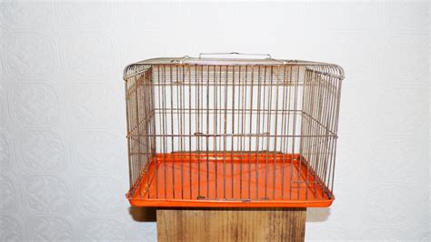 vintage metal bird animal cage Vintage by vintagethisretrothat