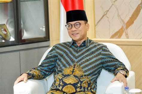 Komunikasi Lembut Ketua Umum Pp Muhammadiyah Haedar Nashir Bisa