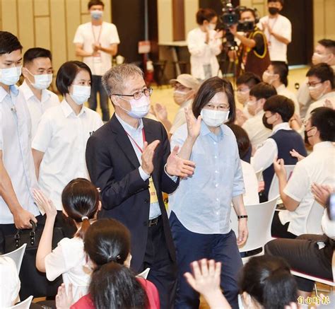 蔡總統與高中生對談 鼓勵動員親友支持18歲公民權修憲複決 政治 自由時報電子報