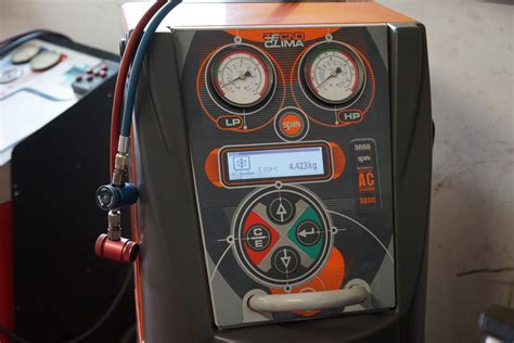 Зареждане с фреон r134a, r1234yf, R404A - Auto Frost Comfort / АУТО ...