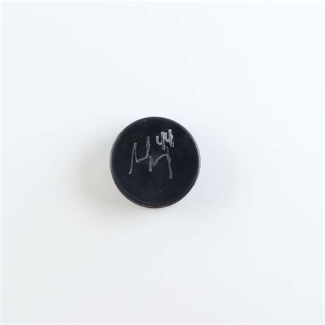 Sheldon Souray Signed Hockey Puck (Beckett) | Pristine Auction