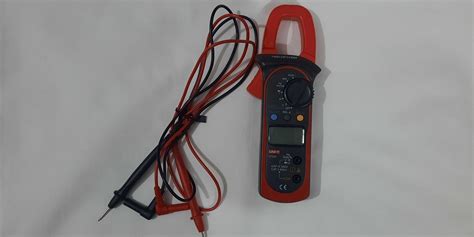 How To Use A Digital Clamp Meter For Electrical Measurements