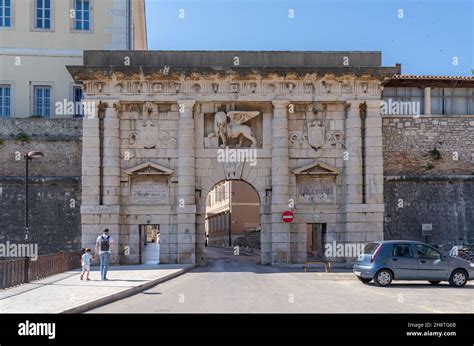 The Land Gate to Zadar City, Croatia Stock Photo - Alamy