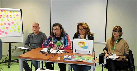 El proyecto Consulta Jove se extiende a todos los institutos públicos