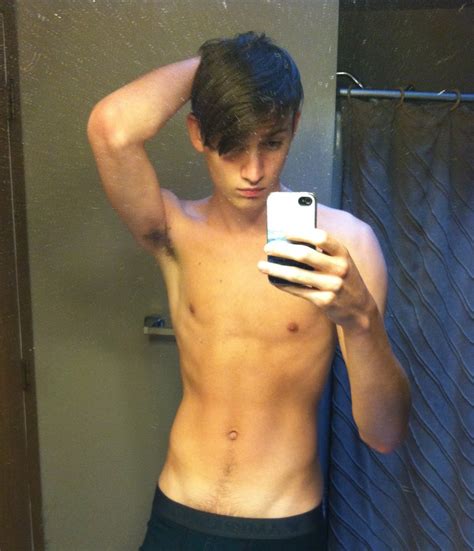 Daily Gay Guys U On Twitter Sexy Https T Co Lhi C Pyf Twitter