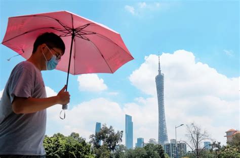 气温冲上40℃，广州街坊呼唤人工降雨，气象部门回应了财经头条