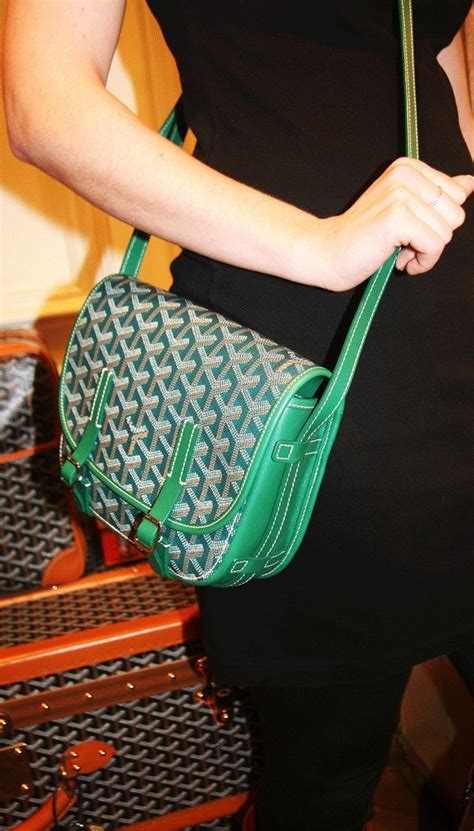 Love This Green Goyard Crossover Bag I Want It Pinterest