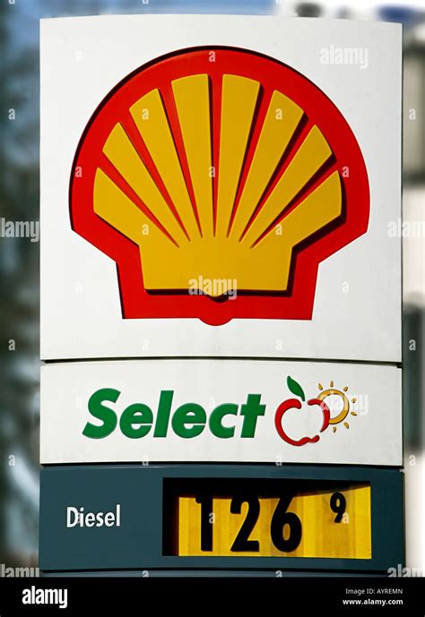 Shell Logo Petrol Company Stock Photo Alamy