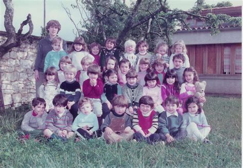 Photo De Classe 2 Maternelle De 1984 ECOLE MATERNELLE Copains D Avant